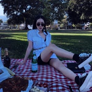 Meet your Posher, Elaine